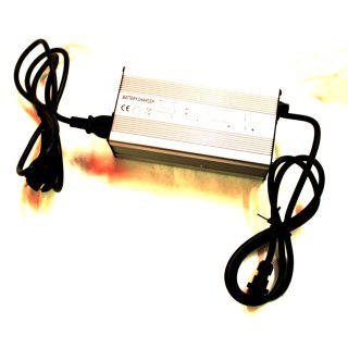 Power-Ladegerät 48V 6 Ampere Lithium-Ionen für Oset 20.0R/MKII // Pajonettstecker