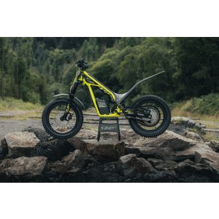 Triumph TXP-16