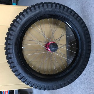 Hinterreifen Set 17" x 3.5" 24.0R junior ab 2017 **
